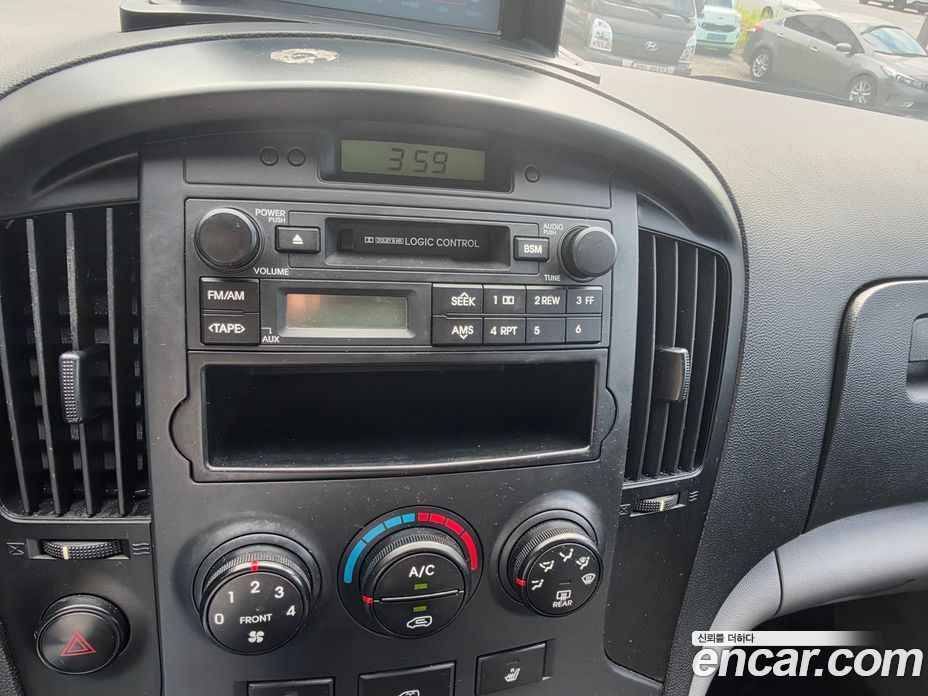 Hyundai Grand Starex фото 14
