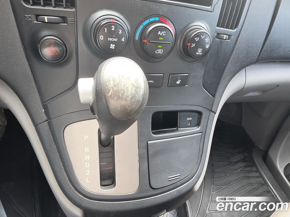 Hyundai Grand Starex фото 15