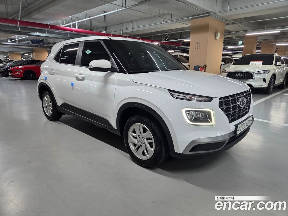 Hyundai Venue фото 3
