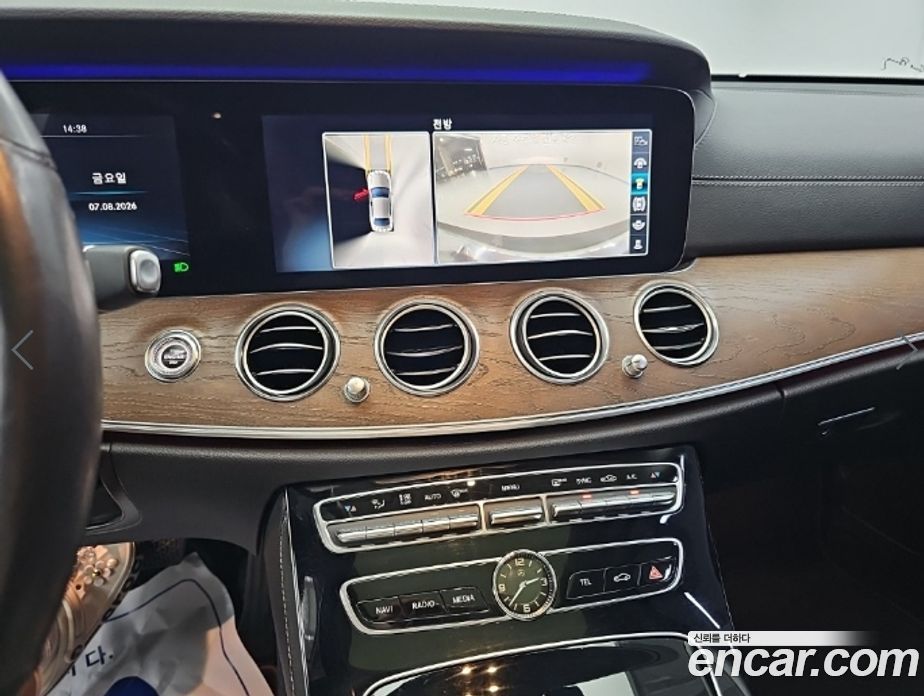 Mercedes-Benz E-Class W213 фото 10