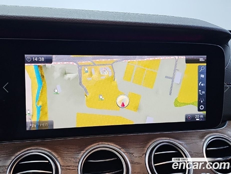 Mercedes-Benz E-Class W213 фото 15