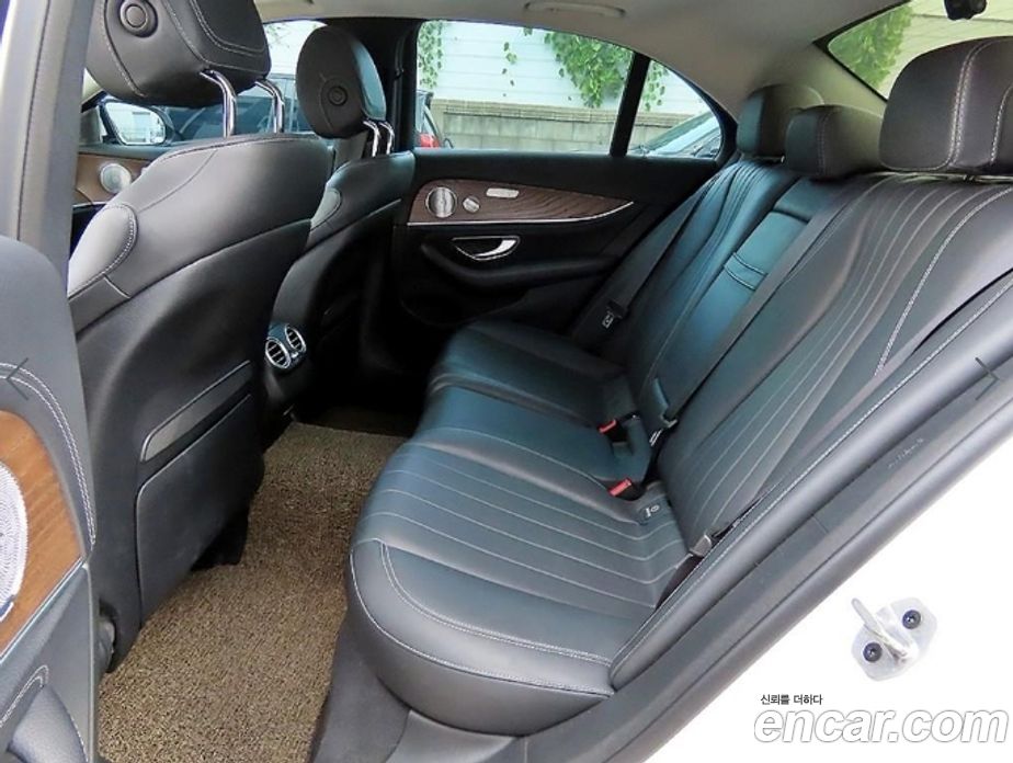 Mercedes-Benz E-Class W213 фото 6