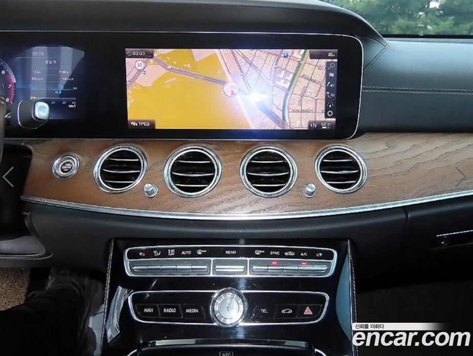 Mercedes-Benz E-Class W213 фото 12