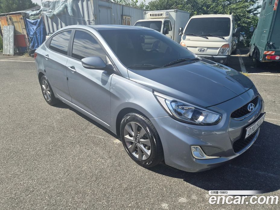 Hyundai Accent (New Type) фото 2
