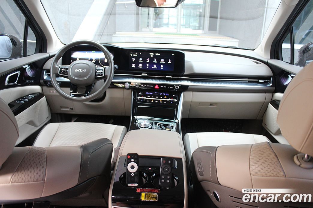 Kia Carnival 4th Gen фото 9