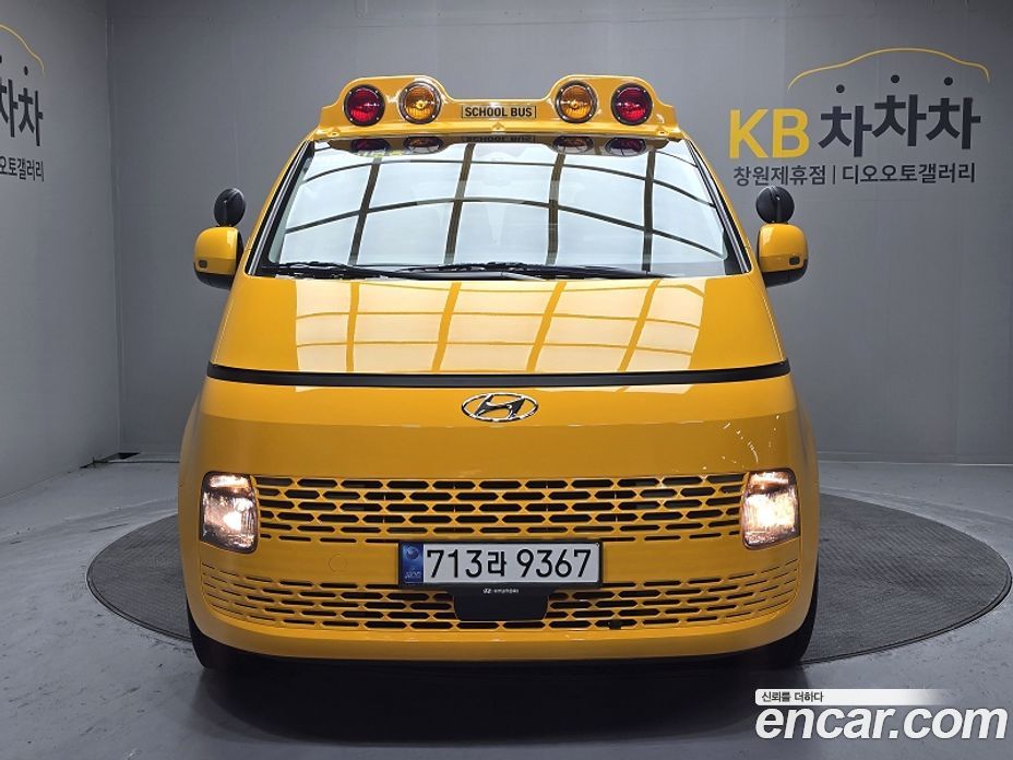 Hyundai Staria фото 3