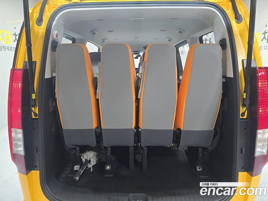 Hyundai Staria фото 6