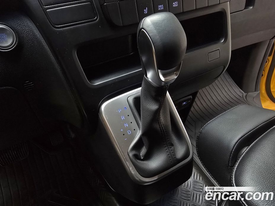 Hyundai Staria фото 9