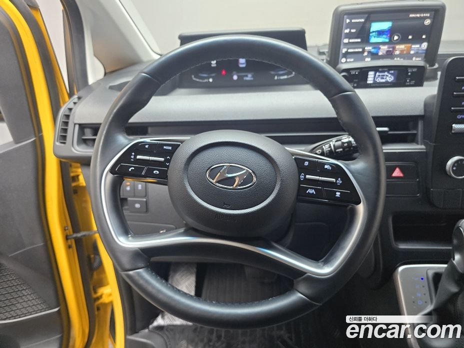 Hyundai Staria фото 11