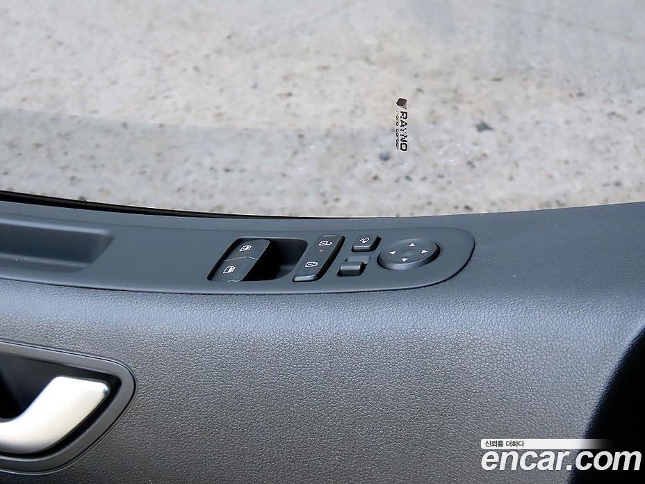 Hyundai Staria фото 11