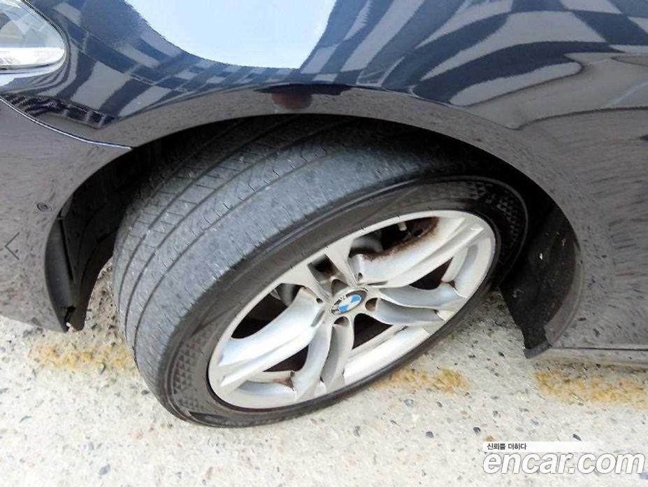BMW 5-Series (F10) фото 20