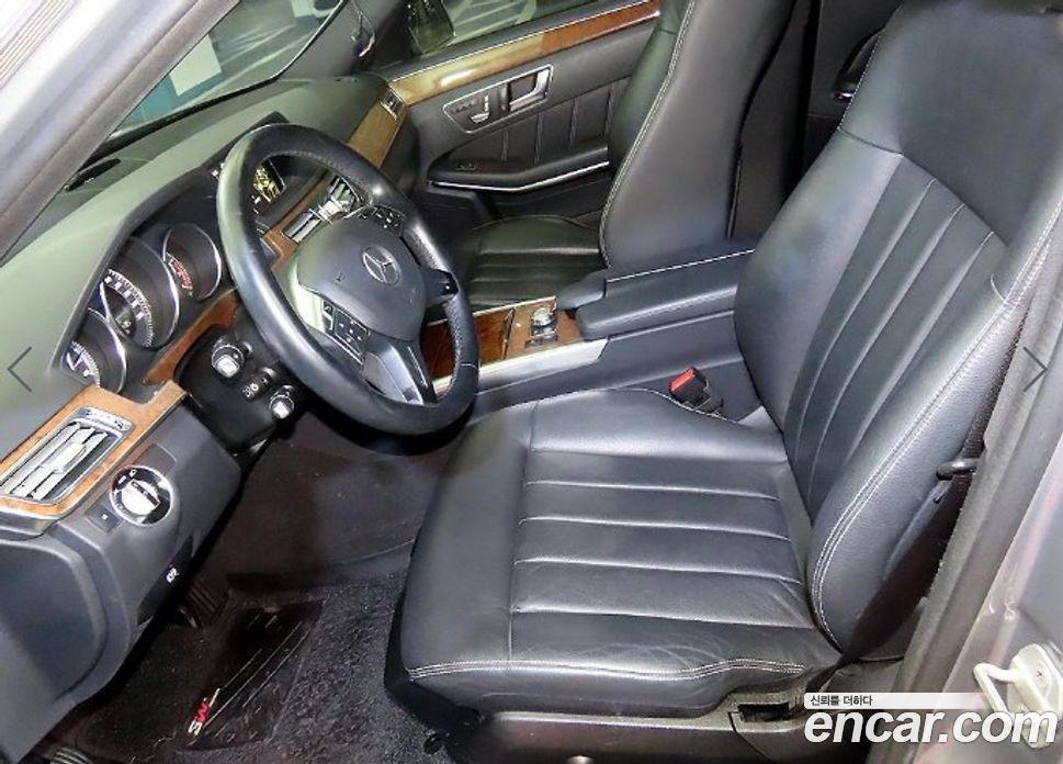 Mercedes-Benz E-Class W212 фото 6