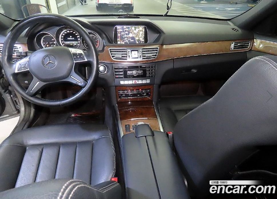 Mercedes-Benz E-Class W212 фото 10