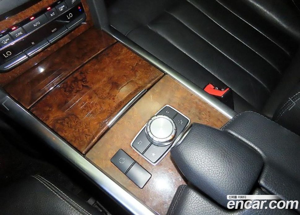 Mercedes-Benz E-Class W212 фото 13
