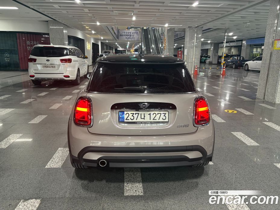 Mini Cooper фото 4