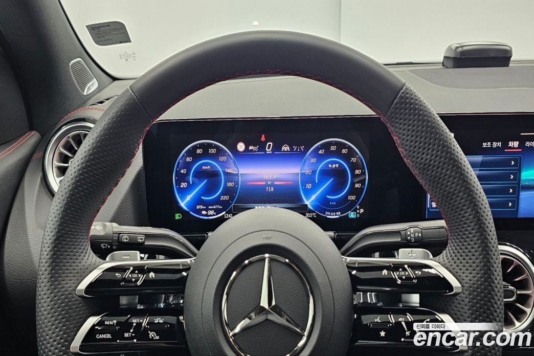 Mercedes-Benz EQA H243 фото 8