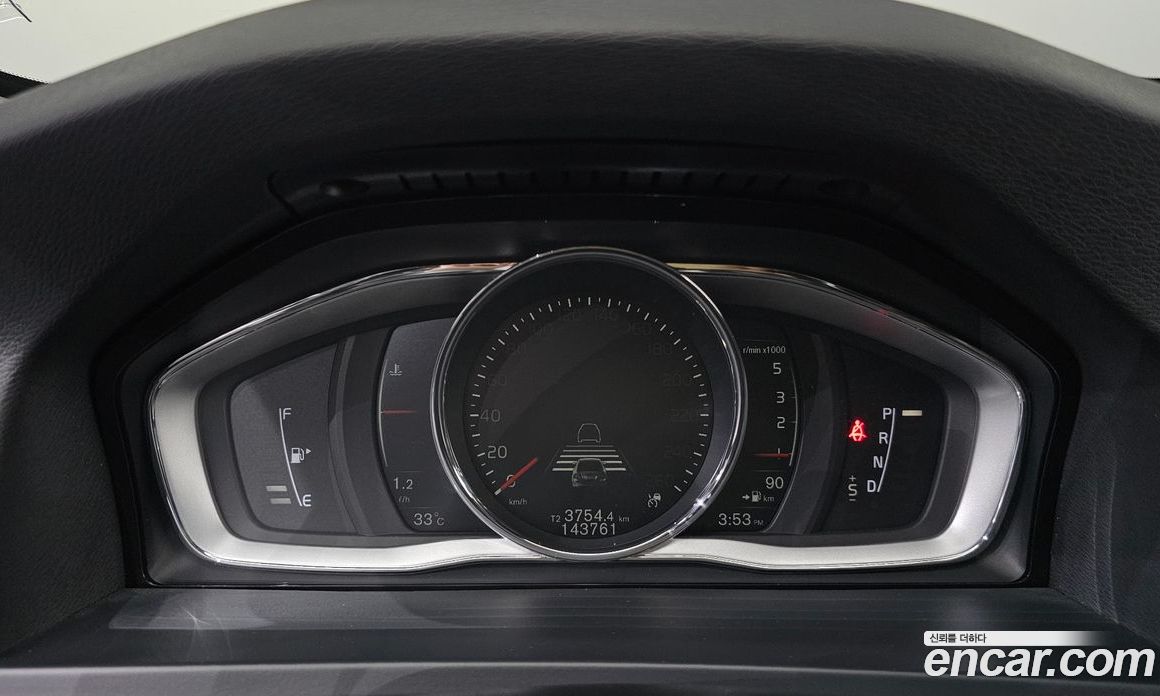 Volvo S60 фото 8