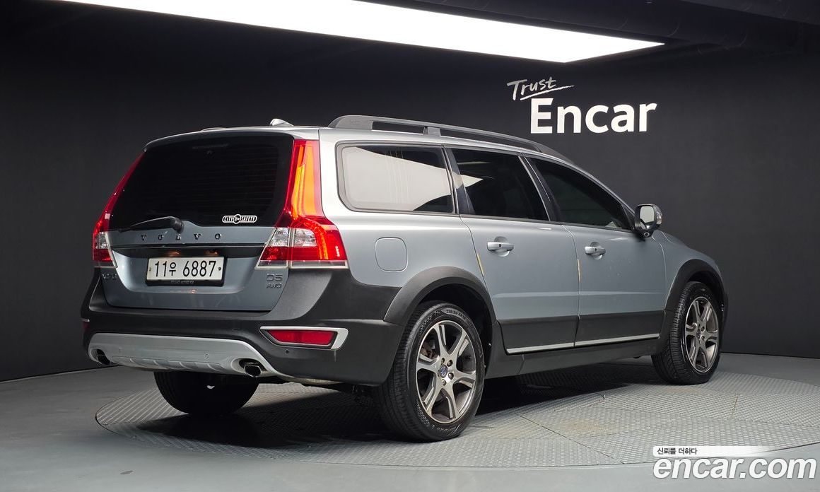 Volvo XC70 фото 2