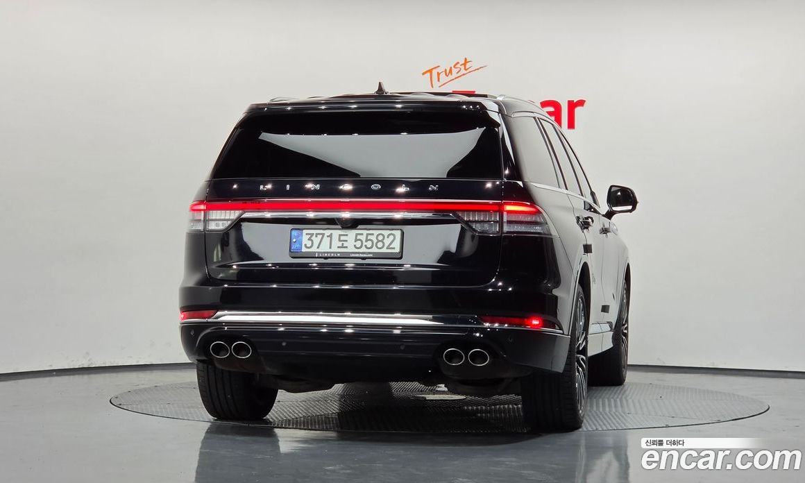 Lincoln Aviator 2nd Gen фото 4