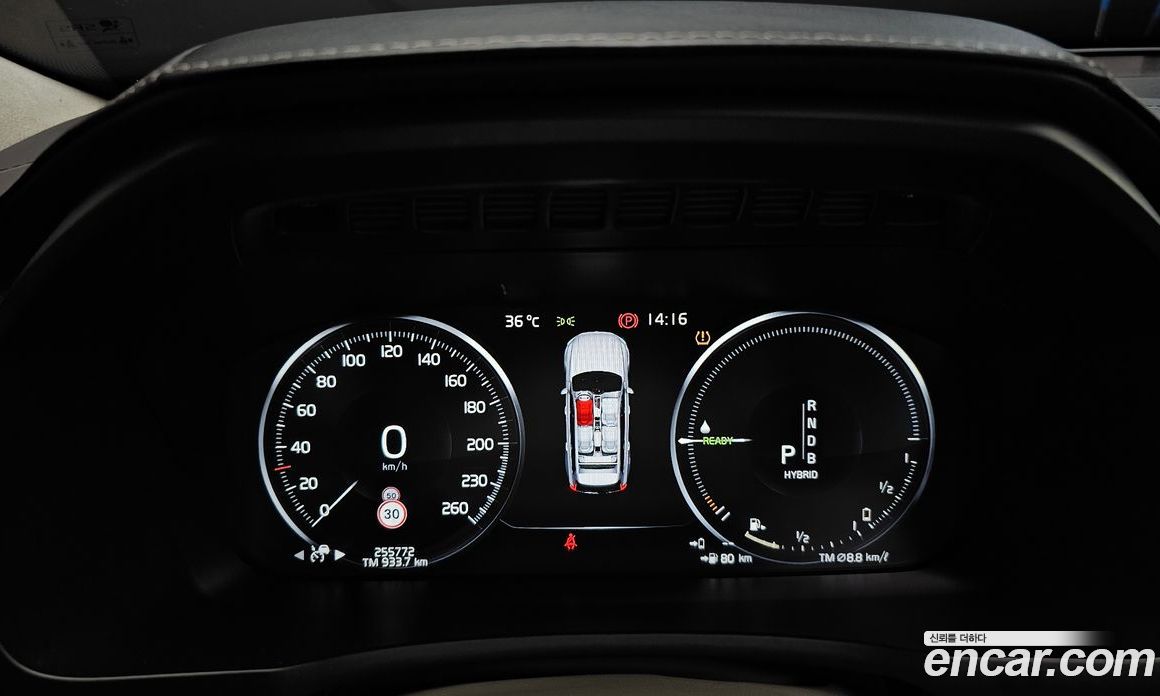 Volvo XC90 2nd Gen фото 8