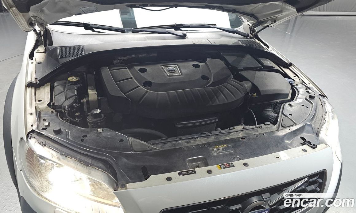 Volvo XC70 фото 6