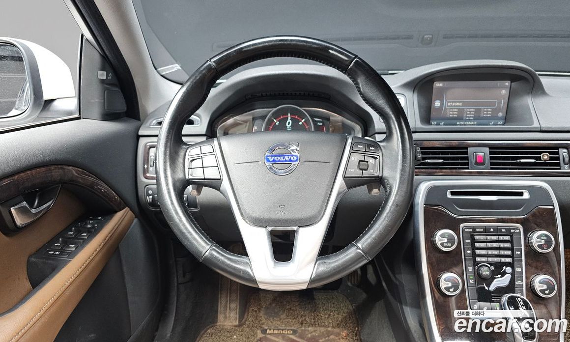 Volvo XC70 фото 13