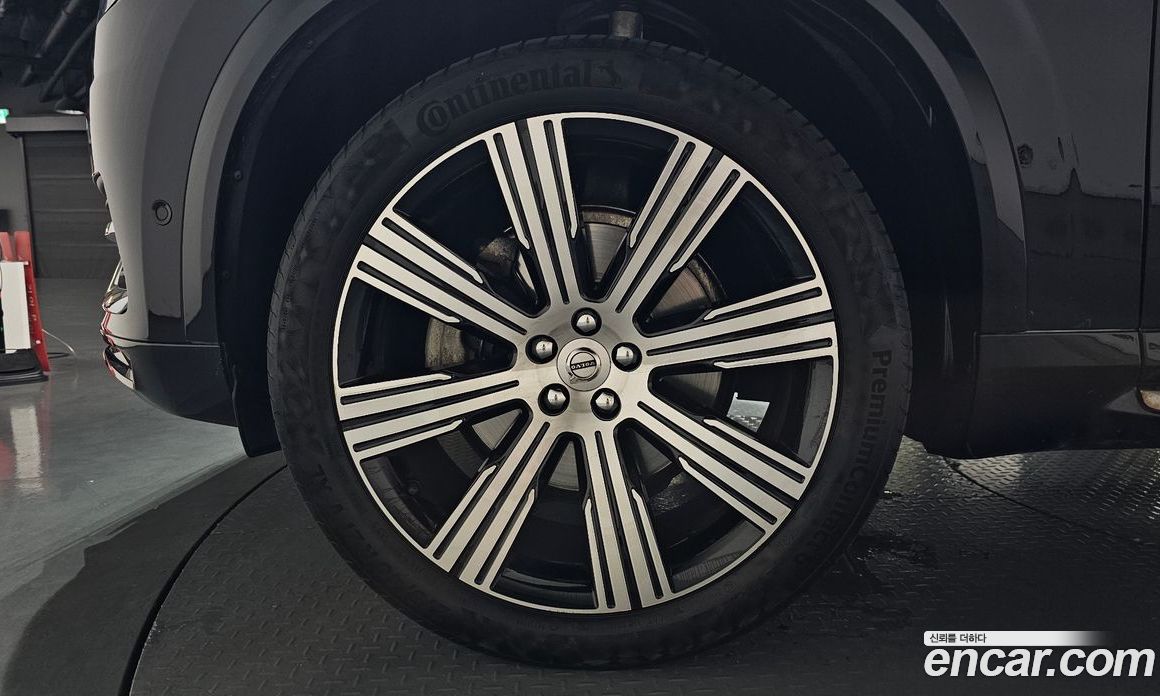 Volvo XC90 2nd Gen фото 4
