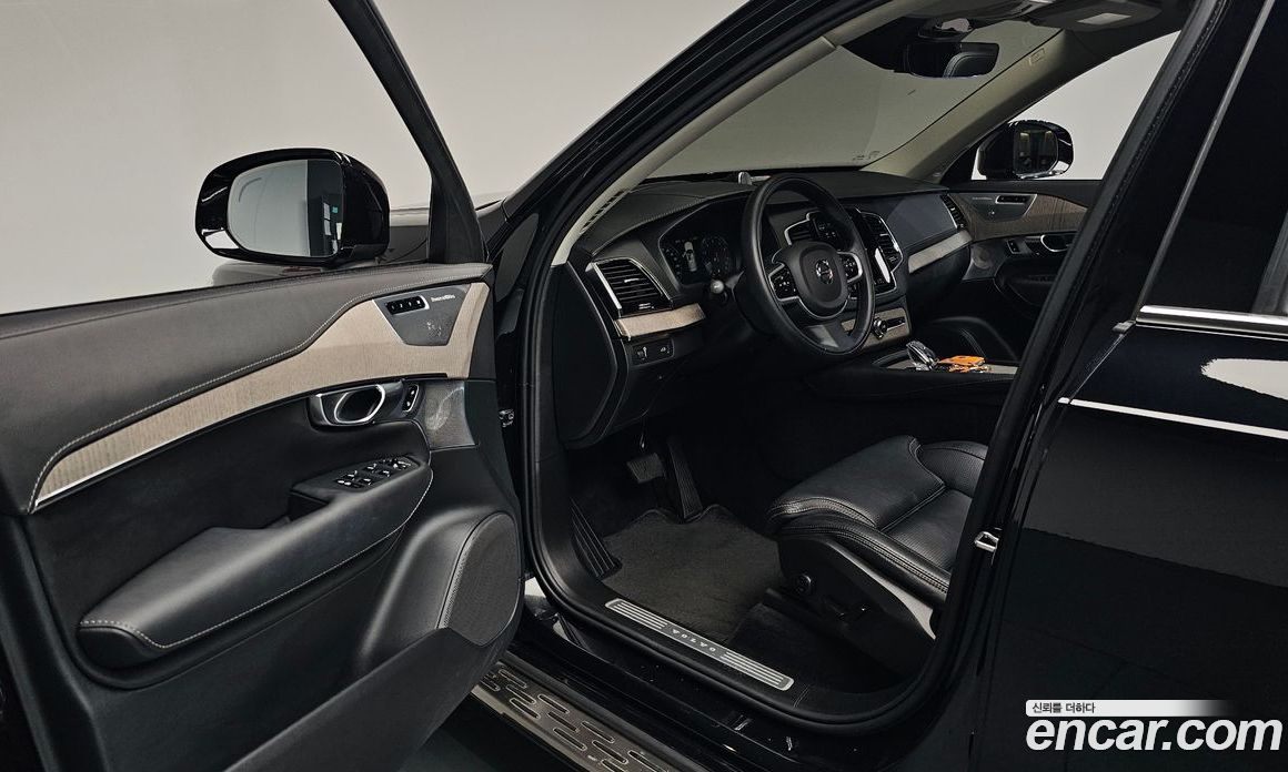 Volvo XC90 2nd Gen фото 9