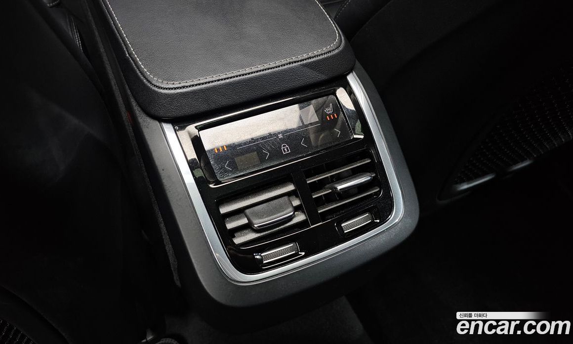 Volvo XC90 2nd Gen фото 18