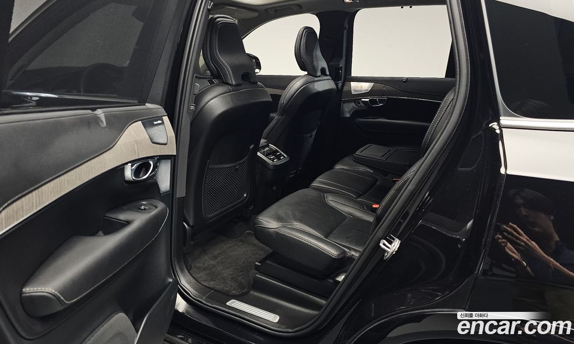 Volvo XC90 2nd Gen фото 26