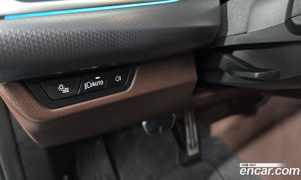 BMW X1 (U11) фото 19