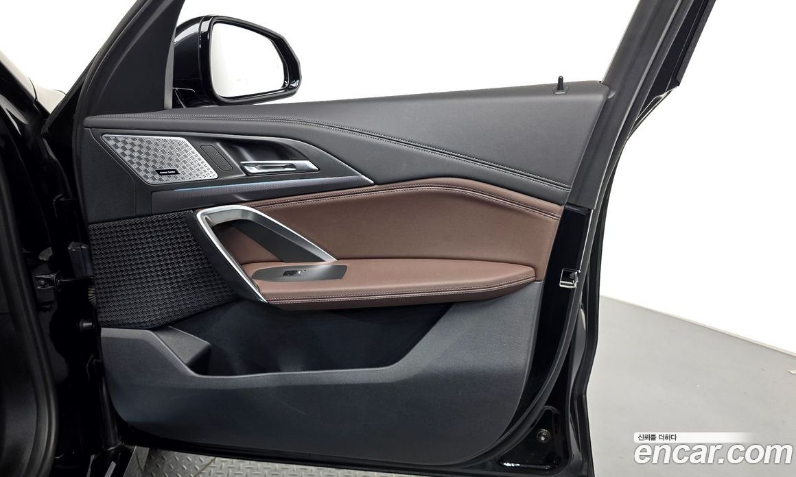 BMW X1 (U11) фото 24