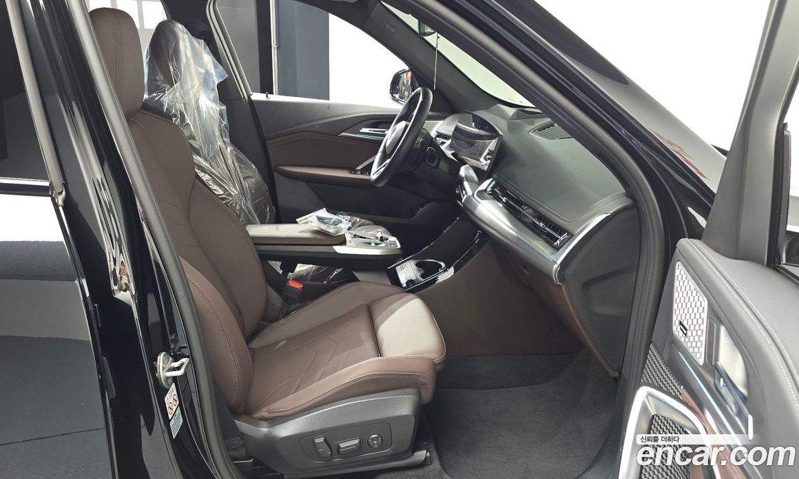 BMW X1 (U11) фото 26