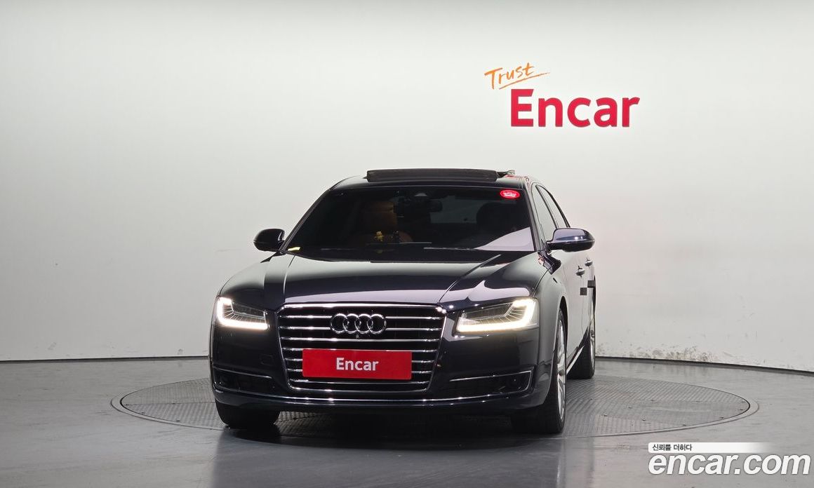 Audi A8 (D4) фото 3