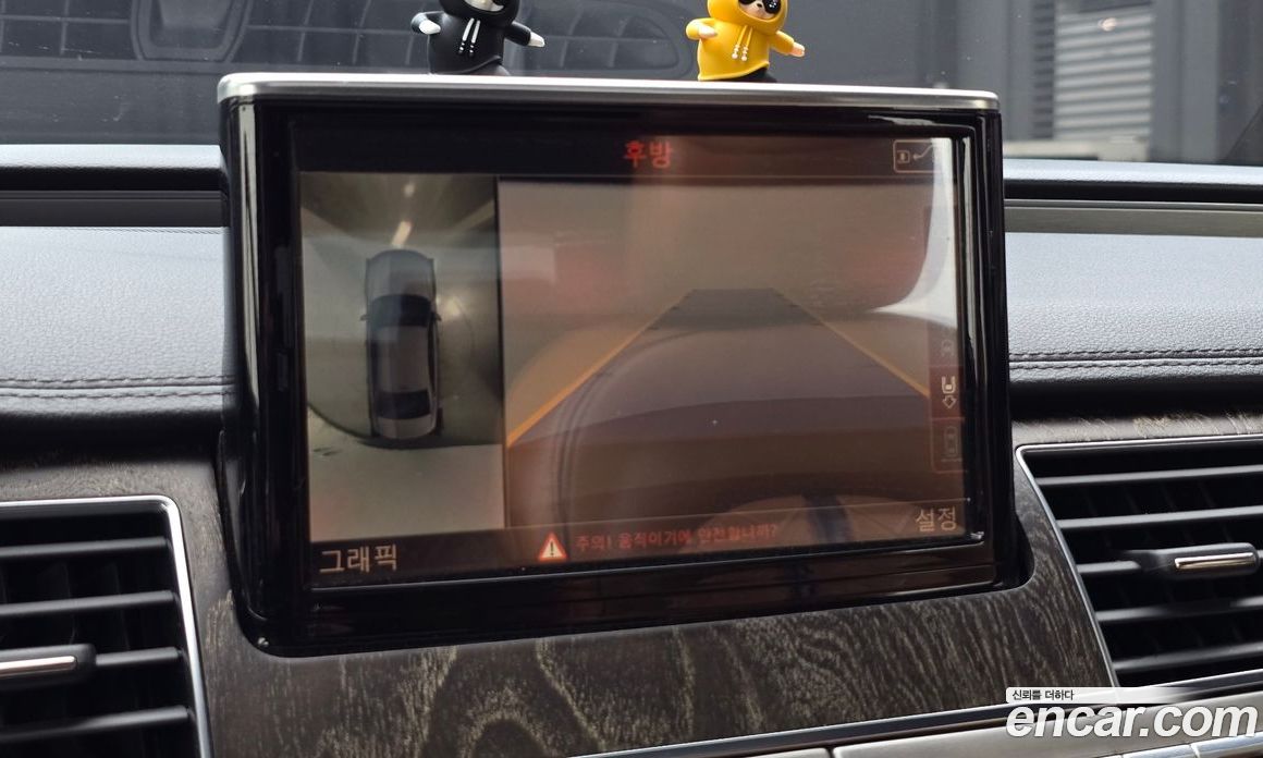 Audi A8 (D4) фото 16