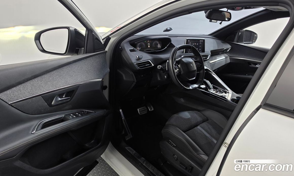 Peugeot 3008 2nd Gen фото 10