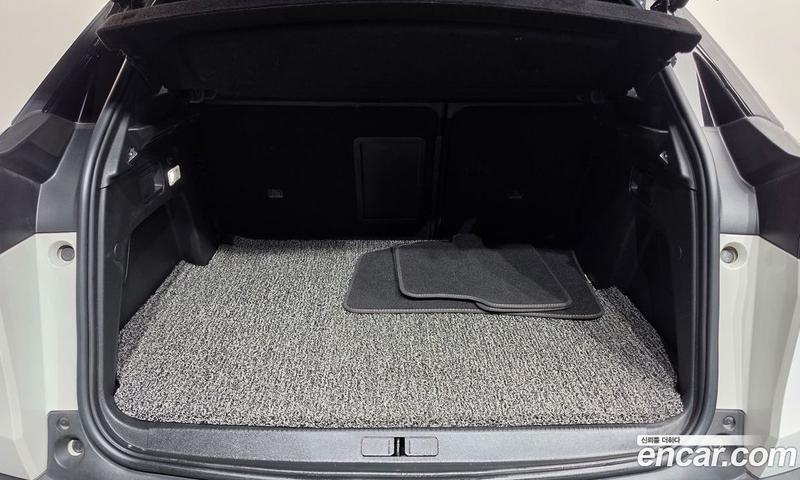 Peugeot 3008 2nd Gen фото 20