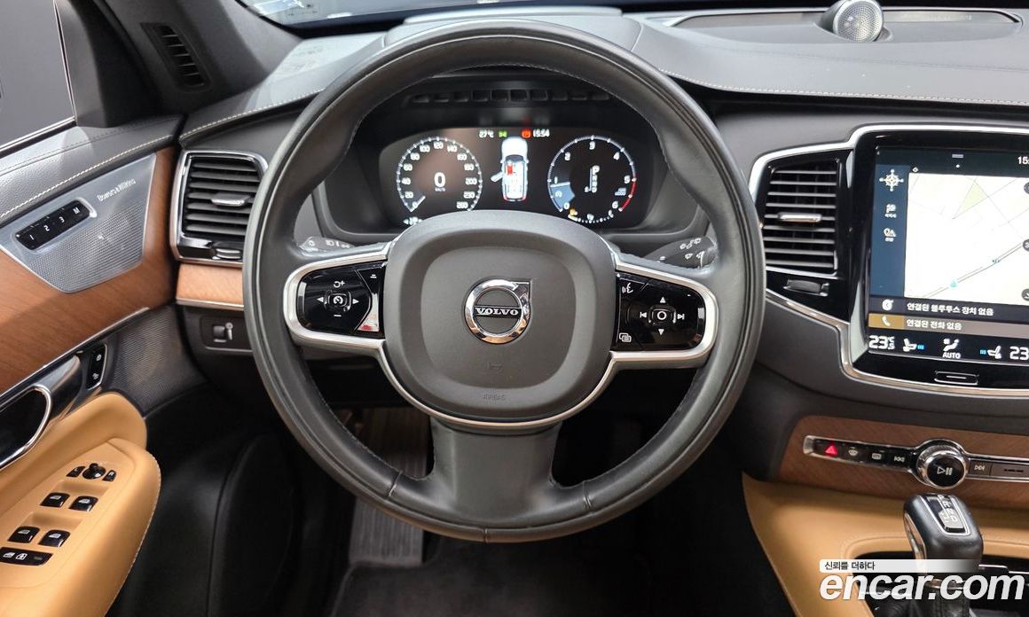 Volvo XC90 2nd Gen фото 13