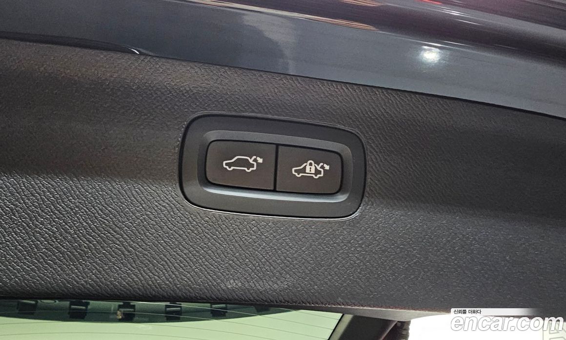 Volvo XC90 2nd Gen фото 38