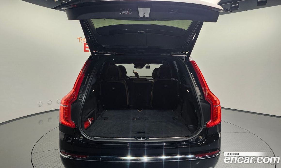Volvo XC90 2nd Gen фото 39
