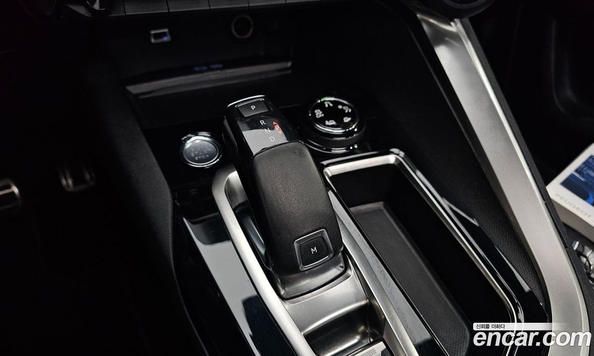 Peugeot 3008 2nd Gen фото 9