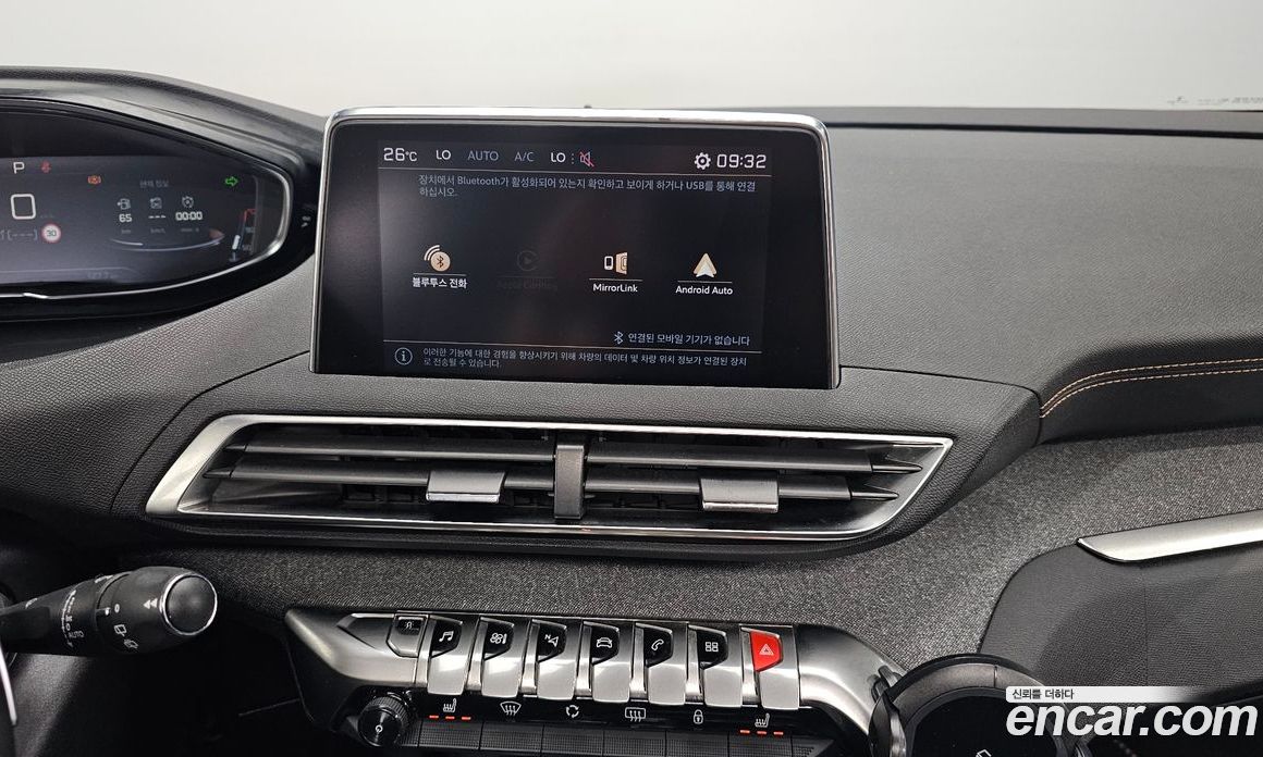 Peugeot 3008 2nd Gen фото 14