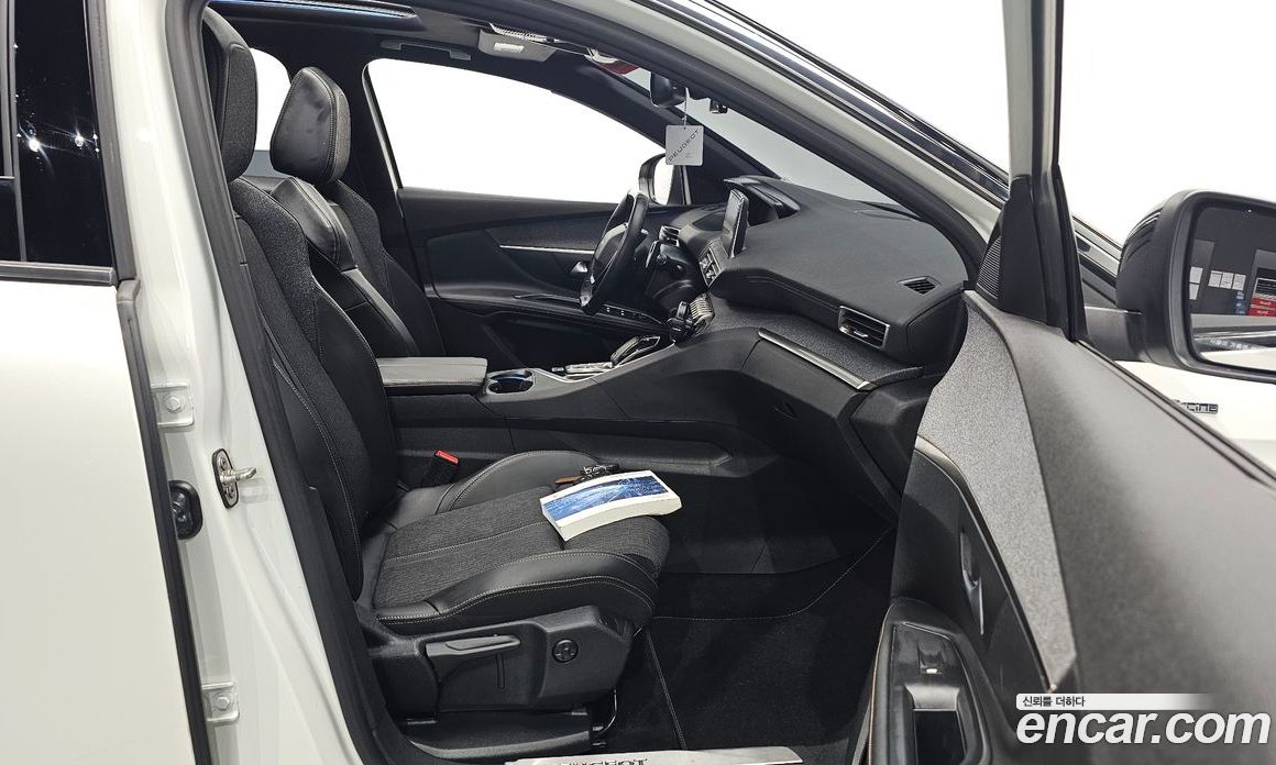 Peugeot 3008 2nd Gen фото 27