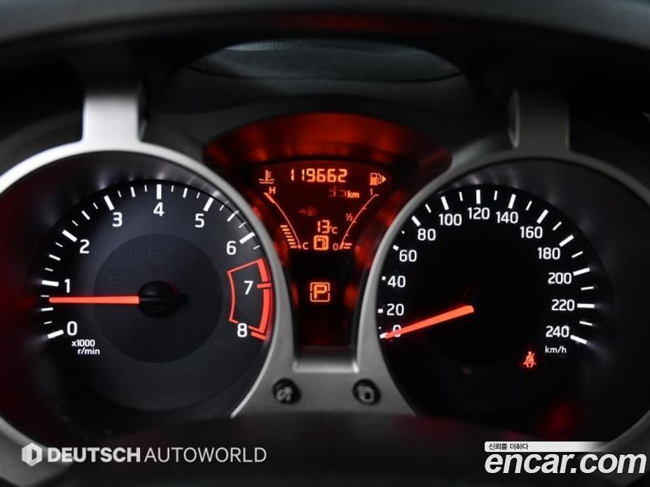 Nissan Juke фото 8