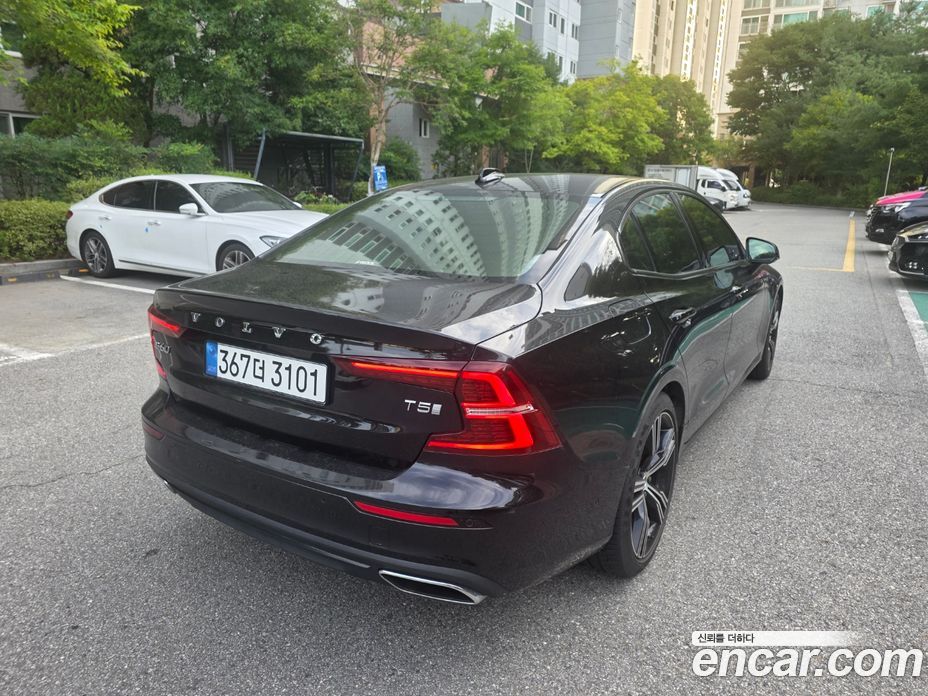 Volvo S60 3rd Gen фото 3