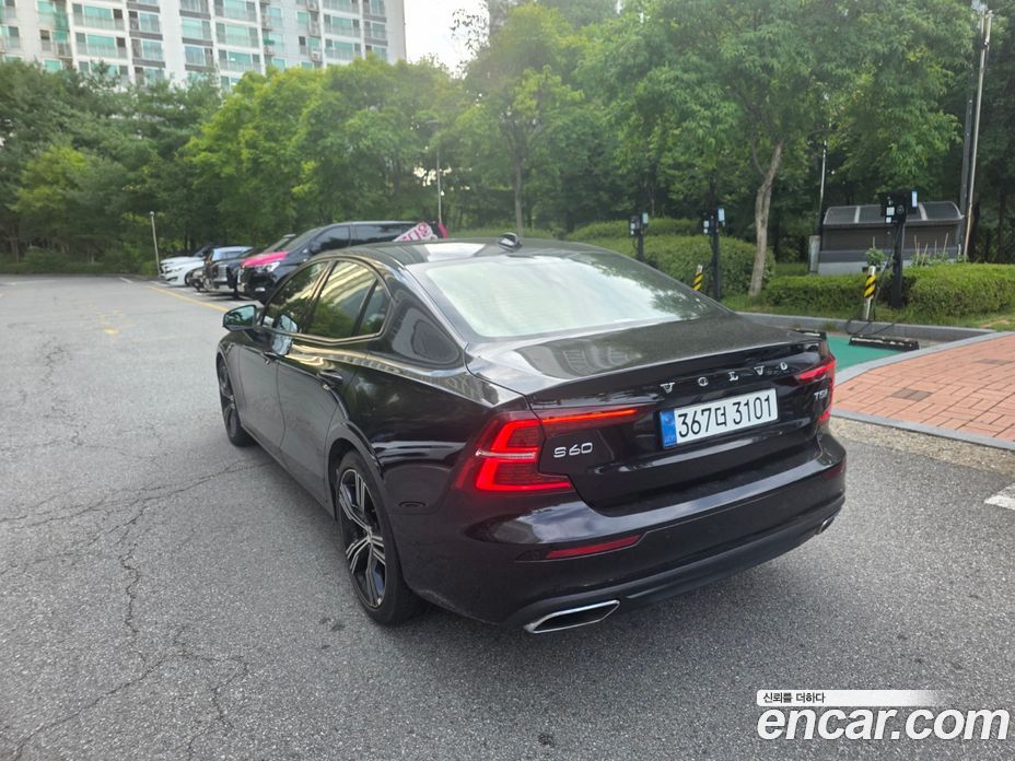 Volvo S60 3rd Gen фото 4