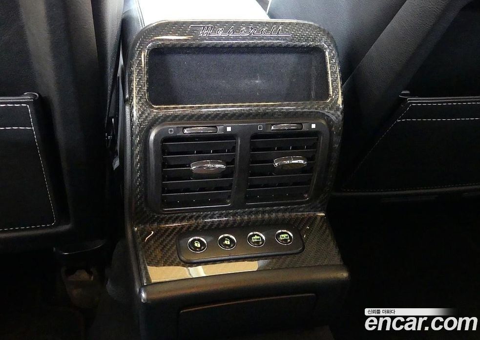 Maserati Quattroporte фото 15