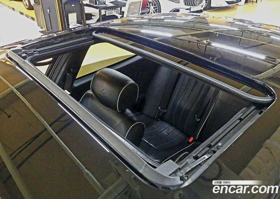 Maserati Quattroporte фото 16