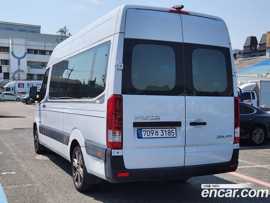 Hyundai Solati фото 6