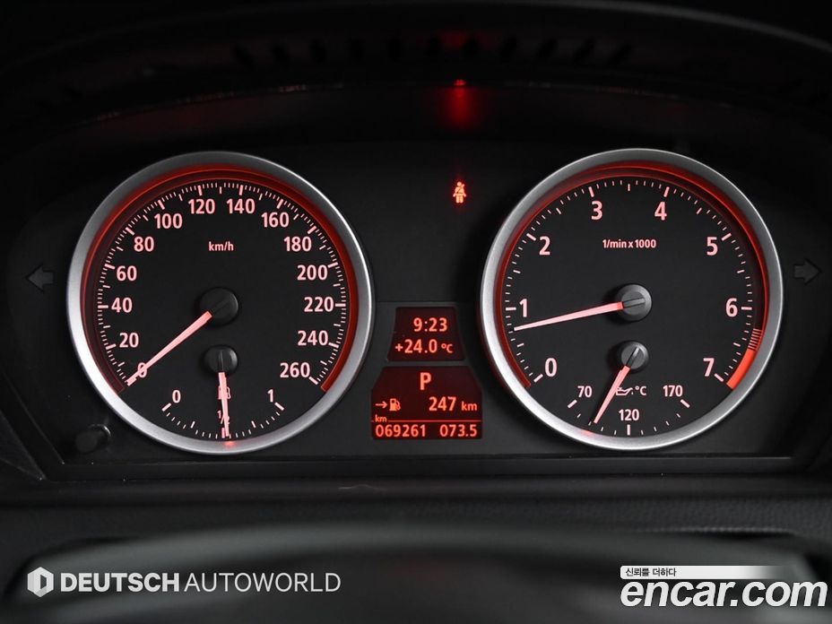 BMW 6-Series (E63) фото 8